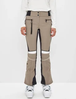 8848 Altitude Klader|Adela W Pant - Fallen Rock